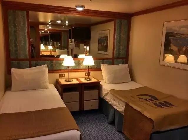 侏罗纪三角 视频缩略图