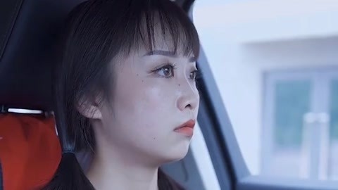 保鑣 视频缩略图