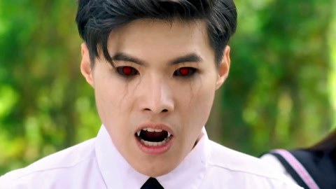 伤痕累累的恶魔 视频缩略图