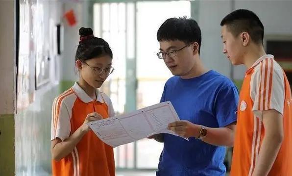 侏罗纪游戏：灭绝 视频缩略图