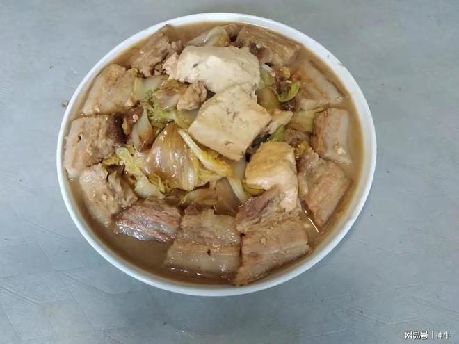 冒牌上尉 视频海报