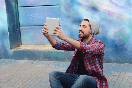 冷酷无情 冰咖啡毒杀案 视频缩略图