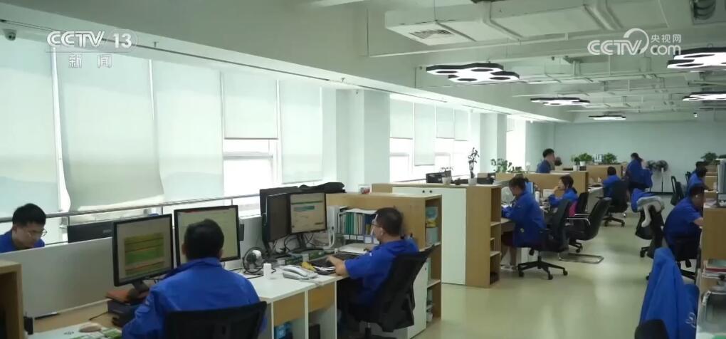 侏罗纪入侵 视频缩略图