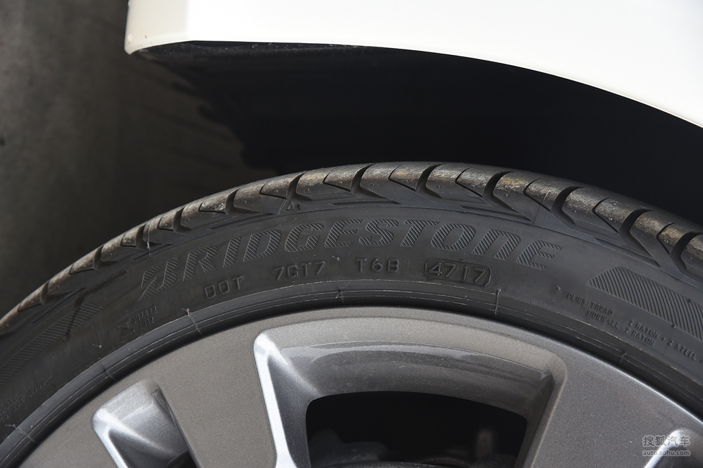 兄弟会 视频缩略图