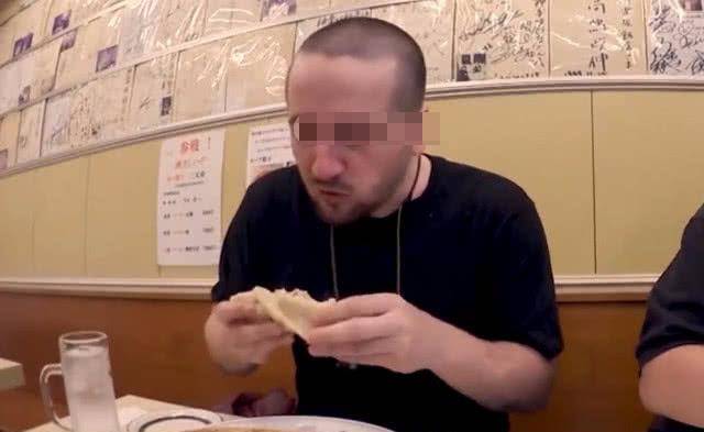 侏罗纪入侵 视频海报