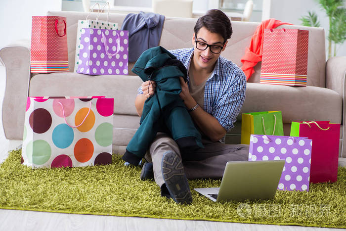 凯萨里 视频海报