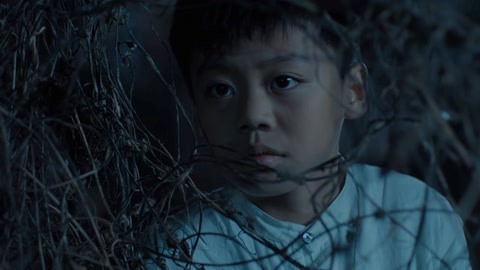 侏罗纪入侵 视频海报