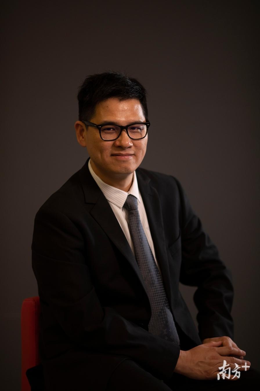 唱歌的六个女人 视频缩略图