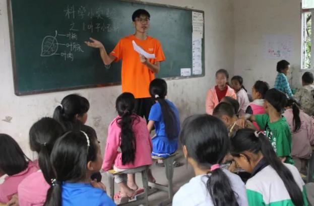 倚天屠龙记之圣火雄风 视频缩略图