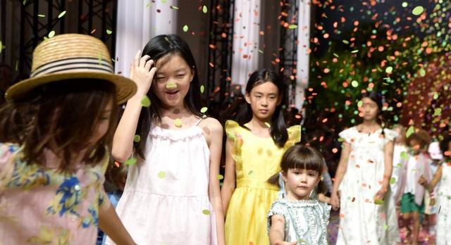 冲浪企鹅 视频缩略图