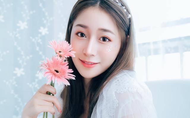 僵尸高校2 视频缩略图