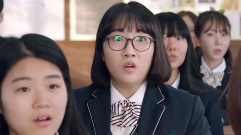 假装热情 视频缩略图