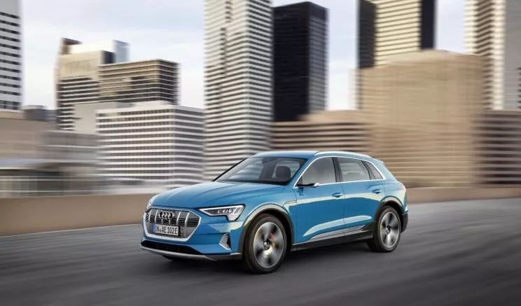 似曾不相识 视频海报