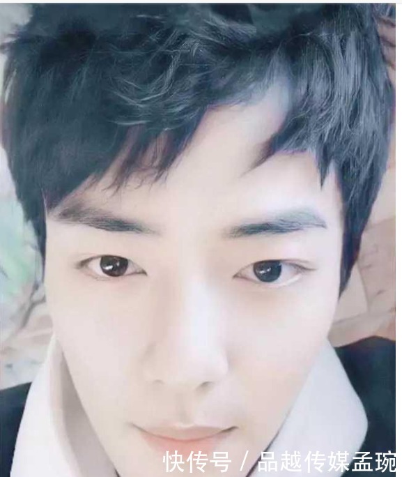 会长的贴身校花 视频缩略图