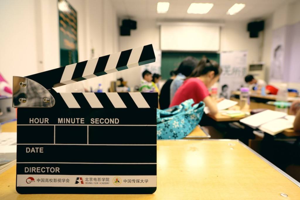 侠僧探案传奇之大兴赌坊 视频缩略图