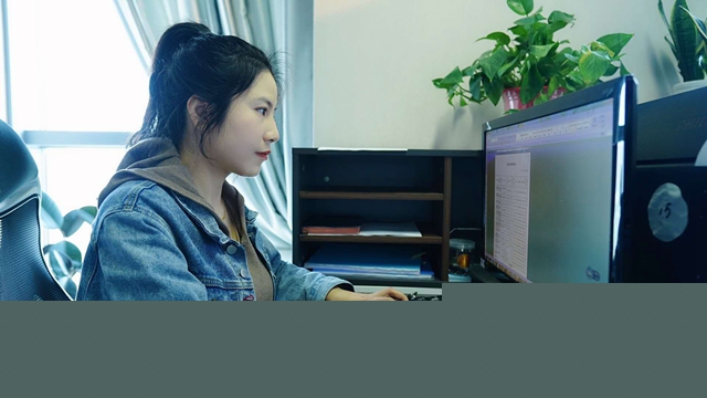 侏罗纪世界3 视频缩略图