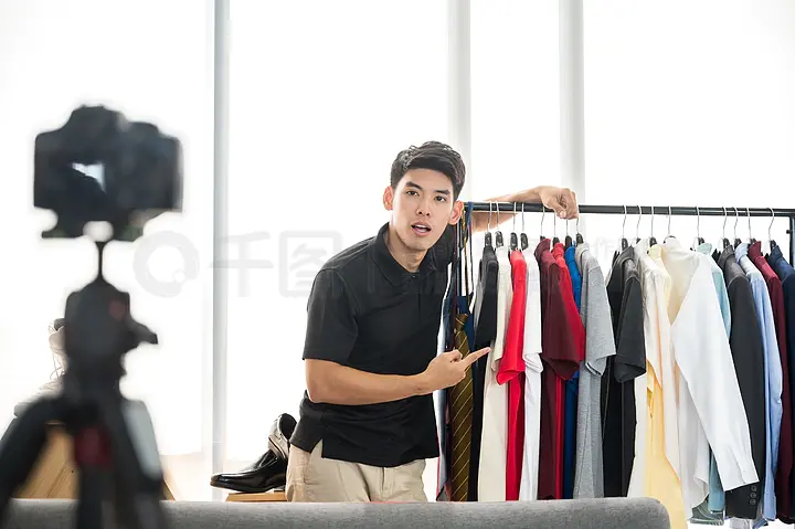 侠探西蒙 视频缩略图