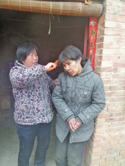 会长的贴身校花 视频缩略图