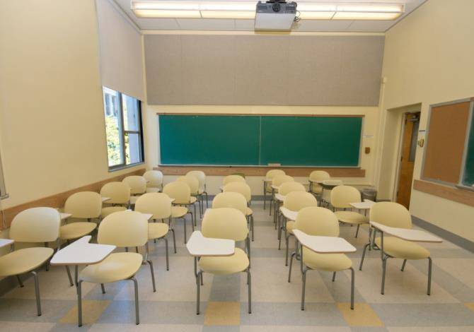 你好！梅芳草 视频海报